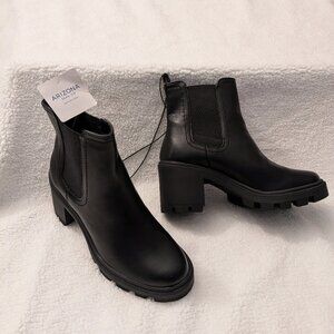 New Arizona Jean Co. Women's Masin Block Heel Ankle Boots in Black
